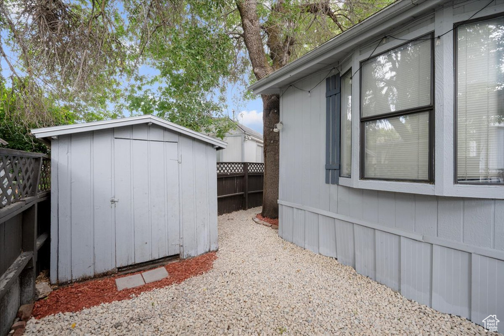 Photo 32 for MLS #2107868 at 4979 S Camino Real Dr