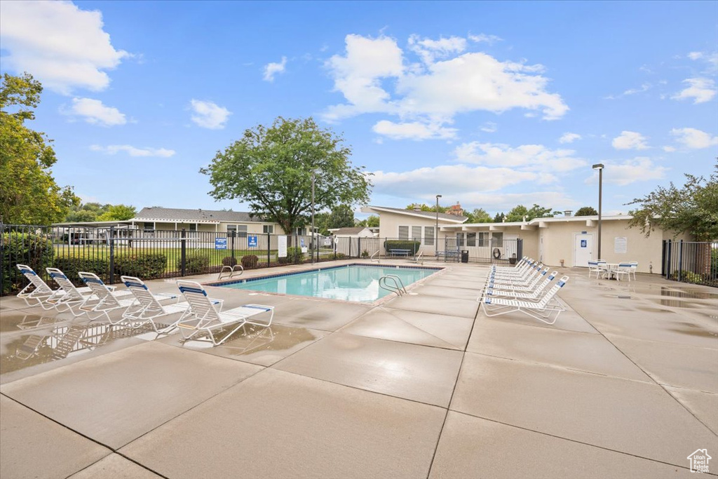 Photo 33 for MLS #2107868 at 4979 S Camino Real Dr