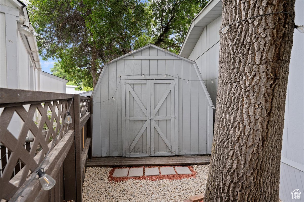 Photo 31 for MLS #2107868 at 4979 S Camino Real Dr