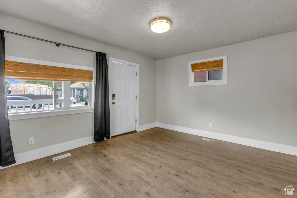 Photo 5 for MLS #2107874 at 266 E Patterson St