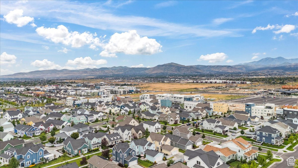 10947 S GRESHAM DR South Jordan, UT 84009