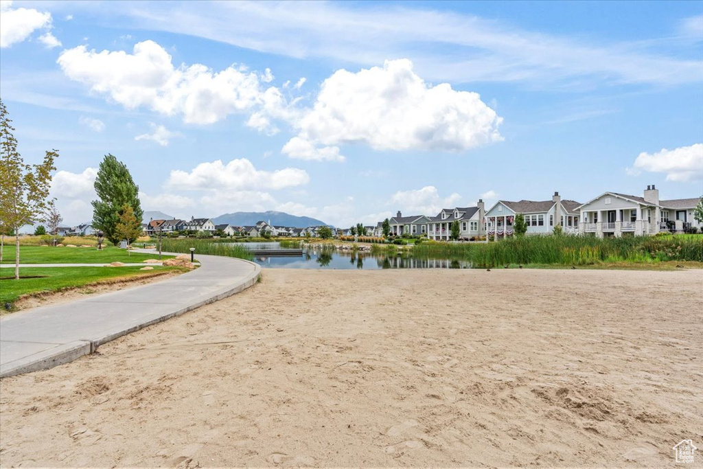 10947 S GRESHAM DR South Jordan, UT 84009