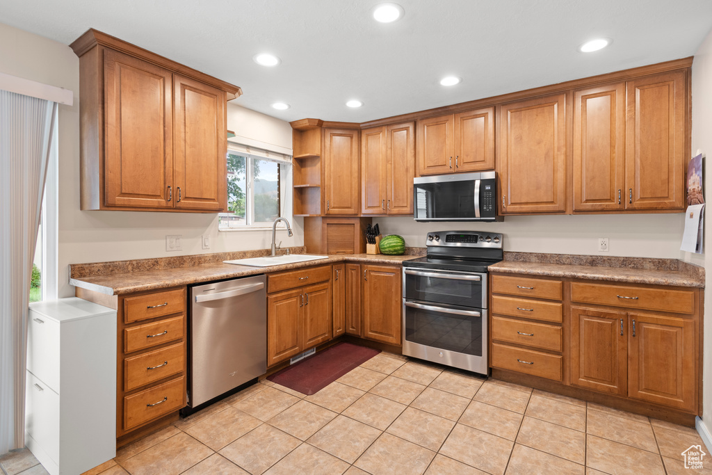 556 W 1880 S Woods Cross, UT 84087