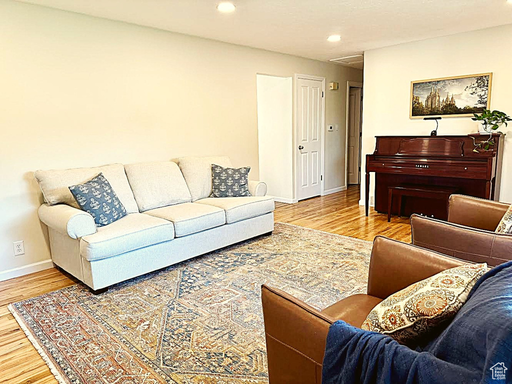 556 W 1880 S Woods Cross, UT 84087