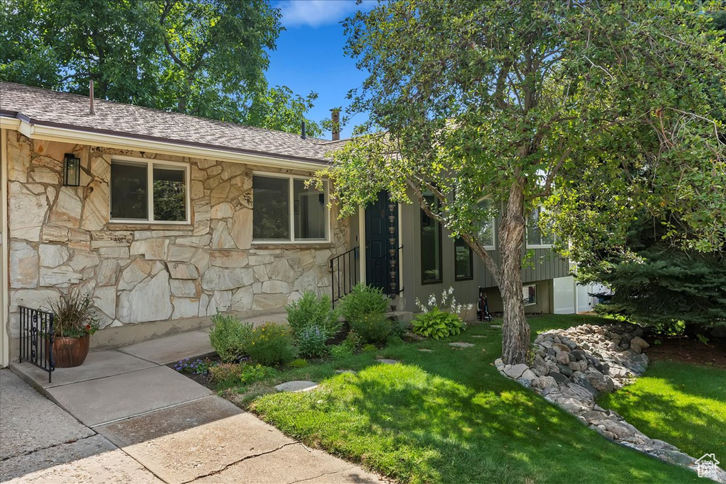 1102 E MANCHESTER RD Kaysville, UT 84037