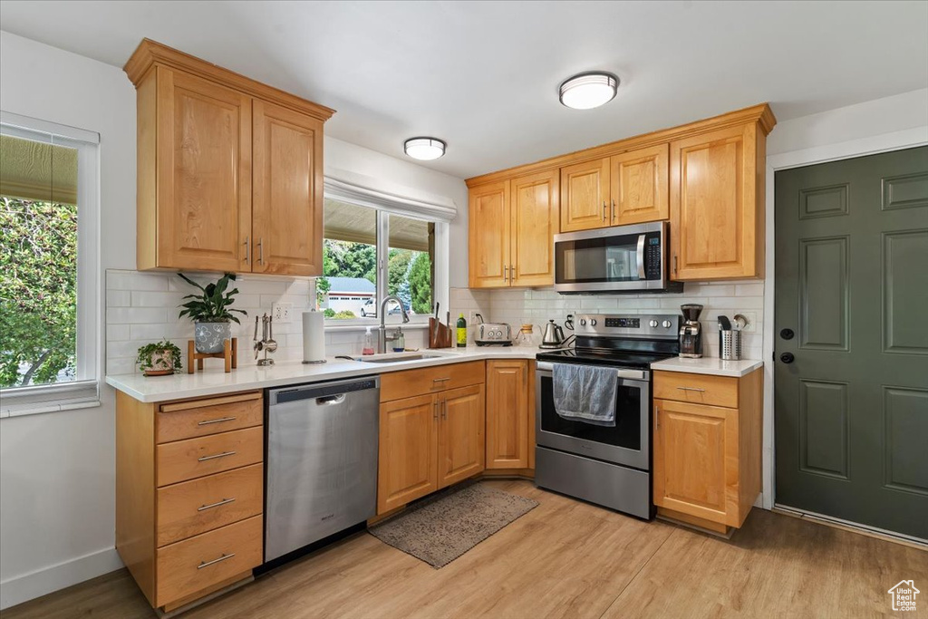 1102 E MANCHESTER RD Kaysville, UT 84037