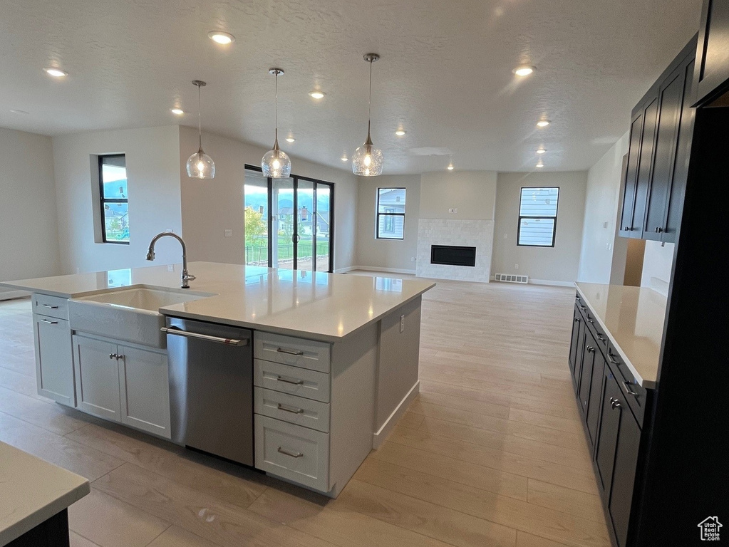 Photo 4 for MLS #2107887 at 2762 E Hayloft Ln #209