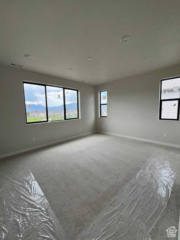 Photo 9 for MLS #2107887 at 2762 E Hayloft Ln #209