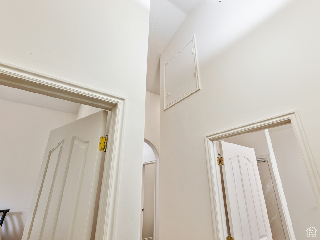 Photo 44 for MLS #2107889 at 605 W Aspen Rd