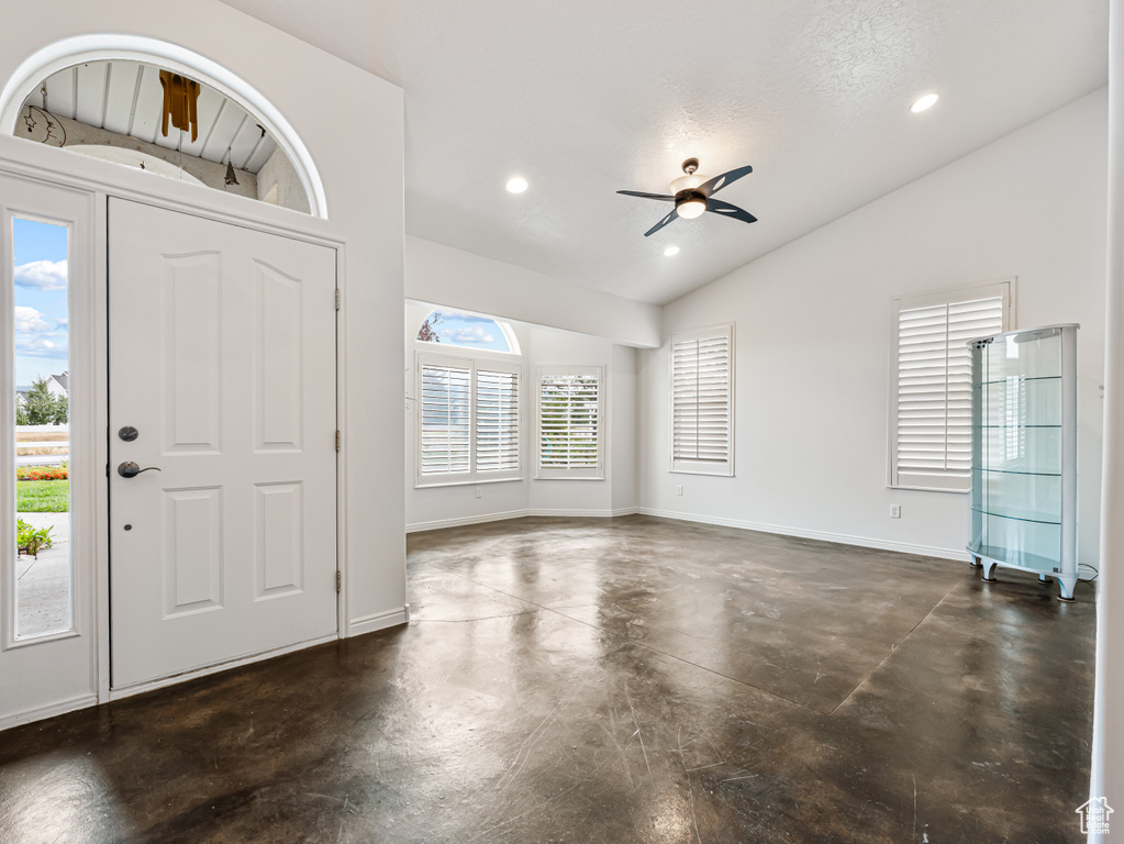 Photo 9 for MLS #2107889 at 605 W Aspen Rd