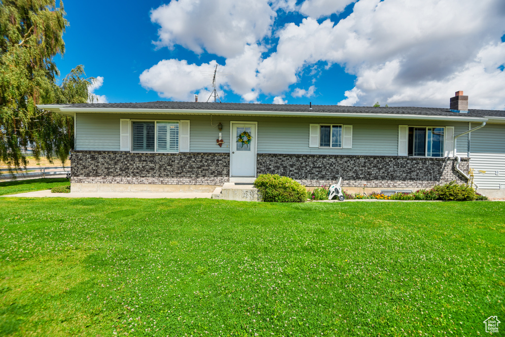 Photo 3 for MLS #2107890 at 140 W 100 South