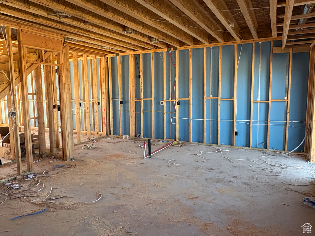 Photo 5 for MLS #2107897 at 4362 W 1825 North #106