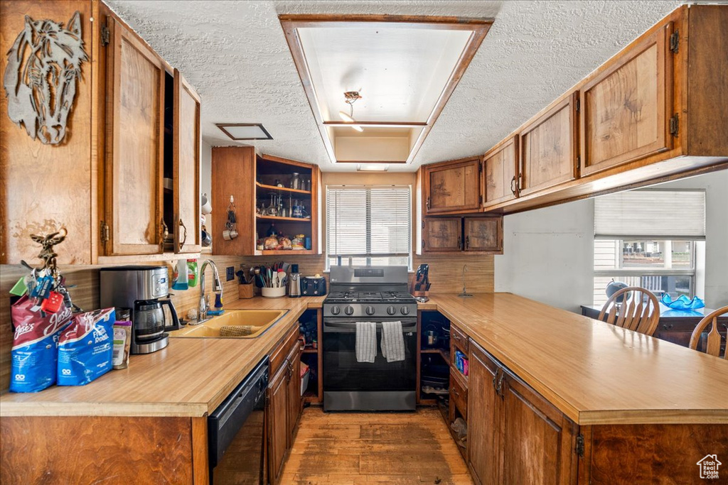560 S 900 W Salt Lake City, UT 84104