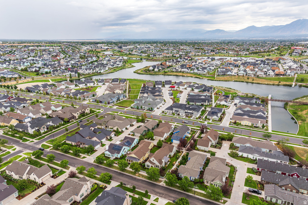 11067 S CASCABEL DR South Jordan, UT 84009