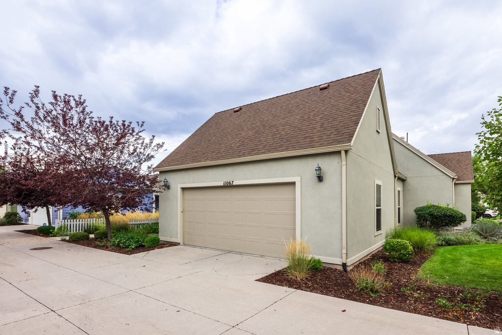 11067 S CASCABEL DR South Jordan, UT 84009