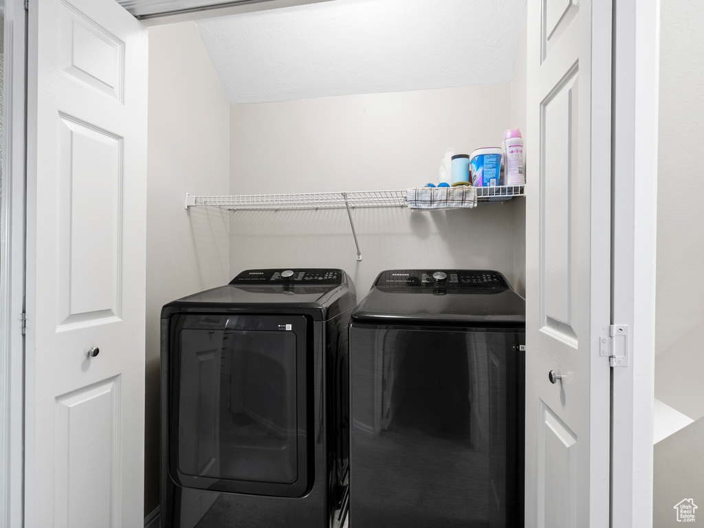 Photo 16 for MLS #2107915 at 455 W Harvest Moon Dr
