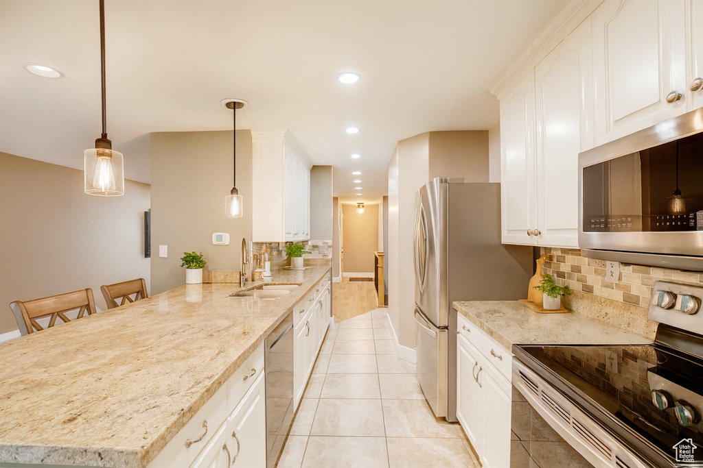 Photo 5 for MLS #2107917 at 862 E Three Fountains Dr #208