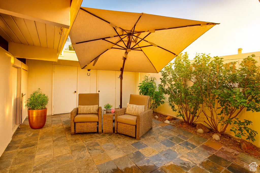 Photo 14 for MLS #2107917 at 862 E Three Fountains Dr #208