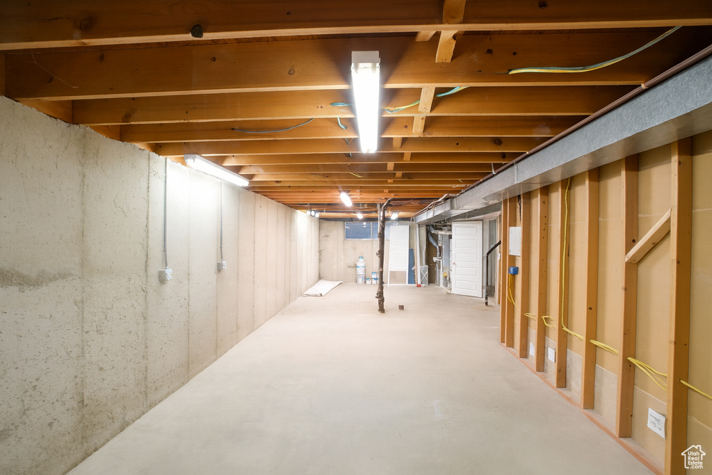 Photo 17 for MLS #2107917 at 862 E Three Fountains Dr #208