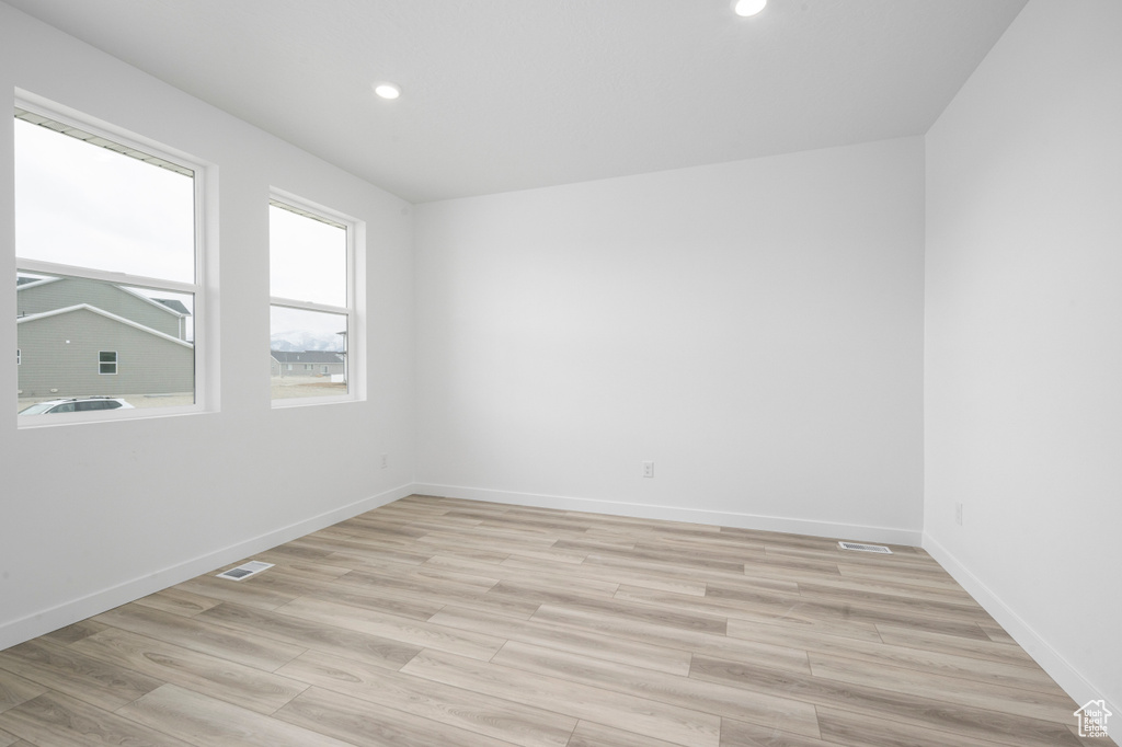 Photo 3 for MLS #2107933 at 1263 S Glambert Ln #128