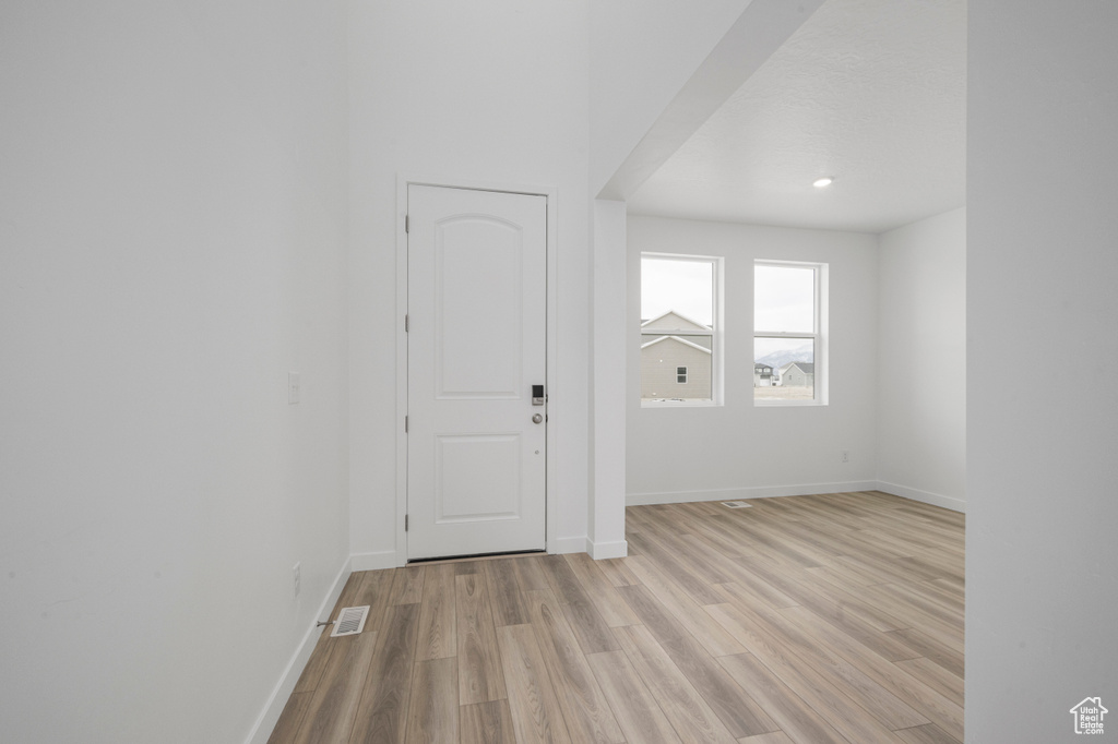 Photo 2 for MLS #2107933 at 1263 S Glambert Ln #128