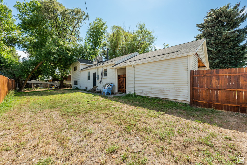 Photo 19 for MLS #2107934 at 447 S 300 East