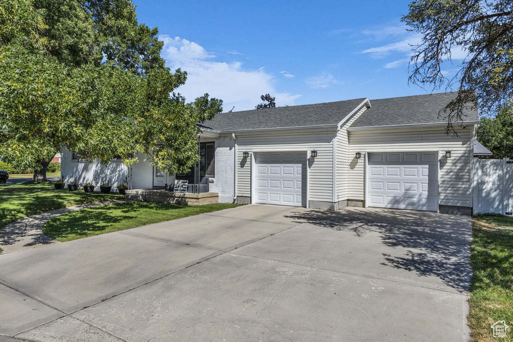 Photo 5 for MLS #2107937 at 7579 S 520 East