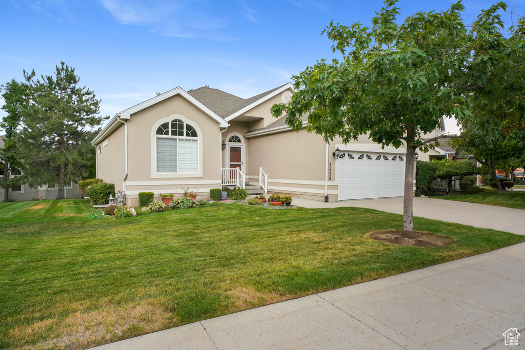 Photo 3 for MLS #2107938 at 1438 E Forge Way