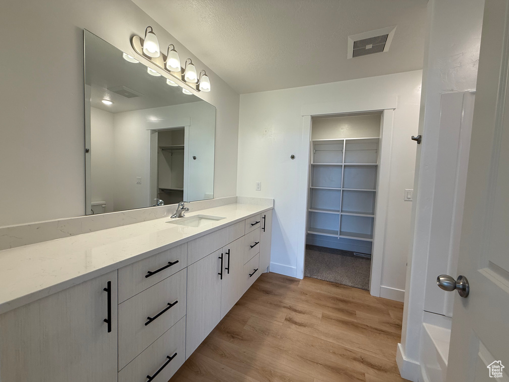 Photo 8 for MLS #2107948 at 3369 S 1010 West