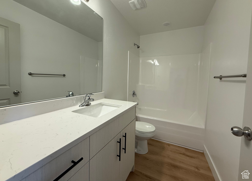 Photo 12 for MLS #2107948 at 3369 S 1010 West