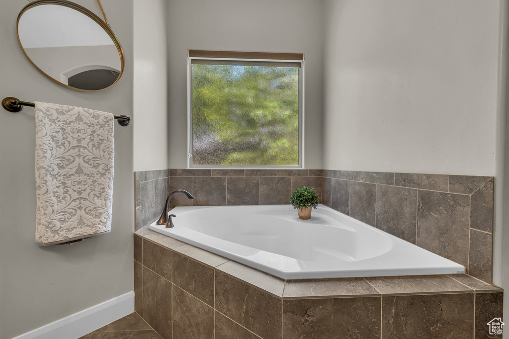 Photo 15 for MLS #2107953 at 2526 S Gritton St