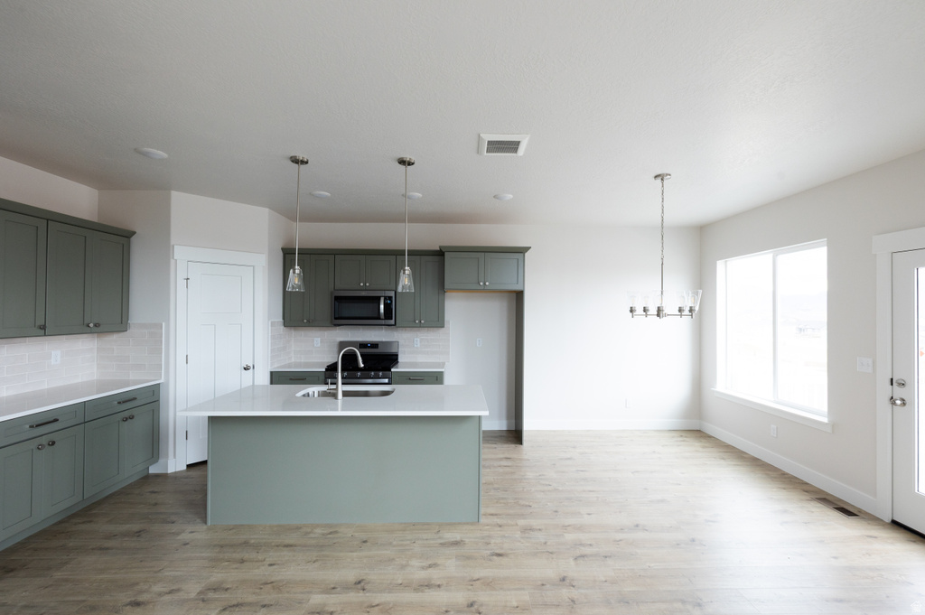 834 N PUGH LN #929 Saratoga Springs, UT 84045