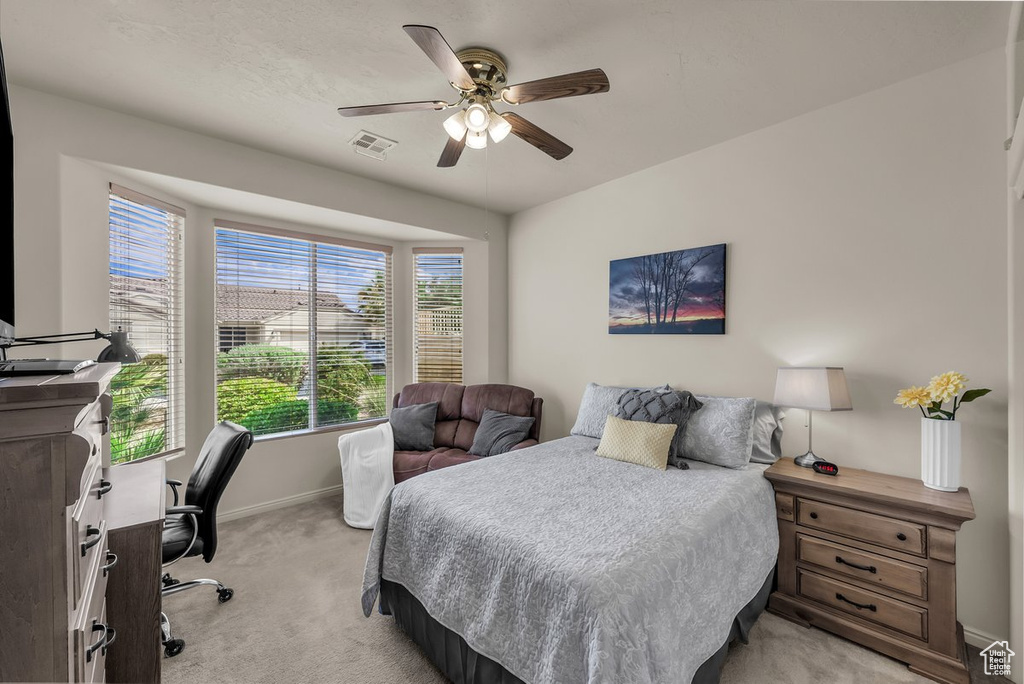 Photo 11 for MLS #2107956 at 1801 W Red River Dr