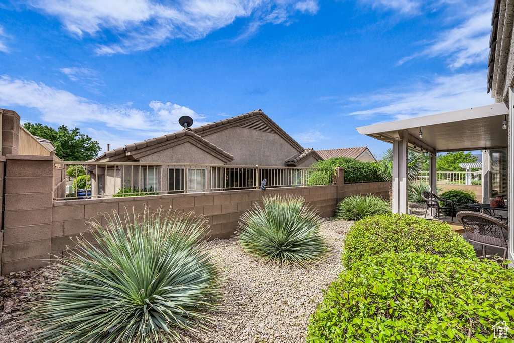 Photo 15 for MLS #2107956 at 1801 W Red River Dr