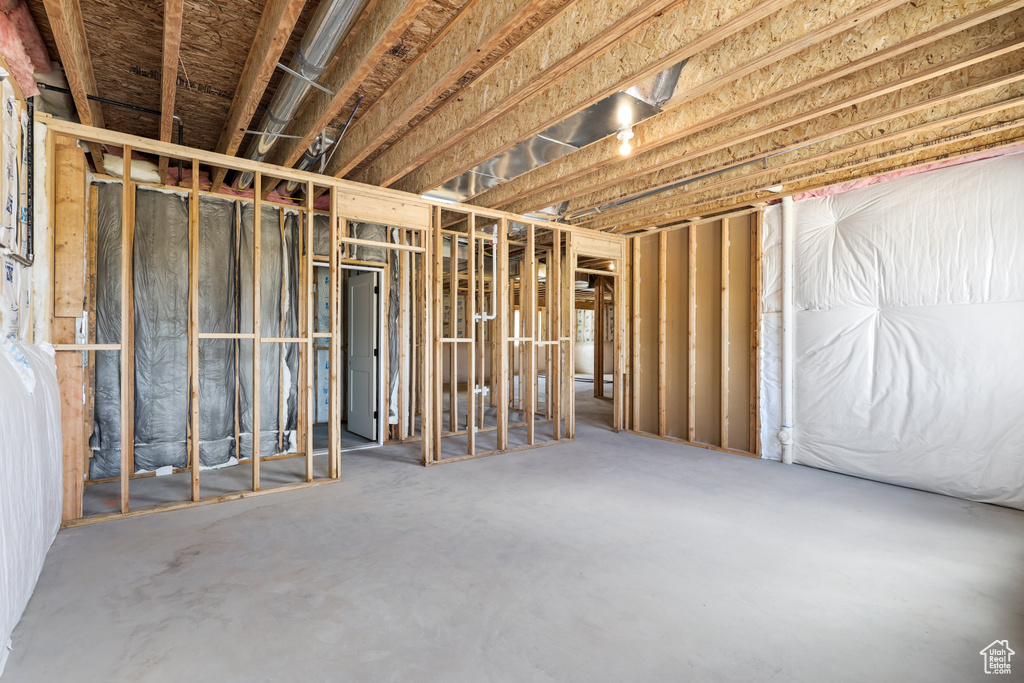 3288 N 2500 W Farr West, UT 84404