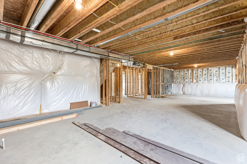 3288 N 2500 W Farr West, UT 84404