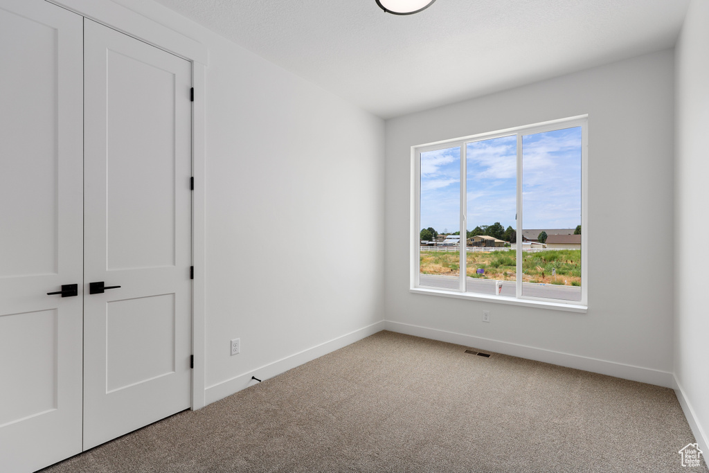 3288 N 2500 W Farr West, UT 84404