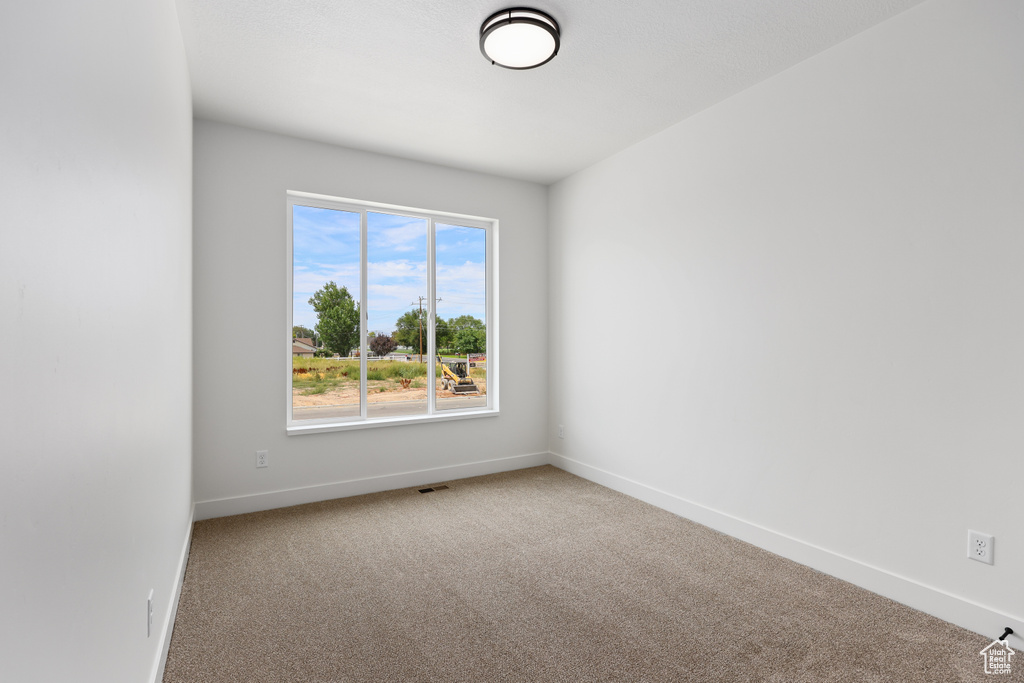3288 N 2500 W Farr West, UT 84404