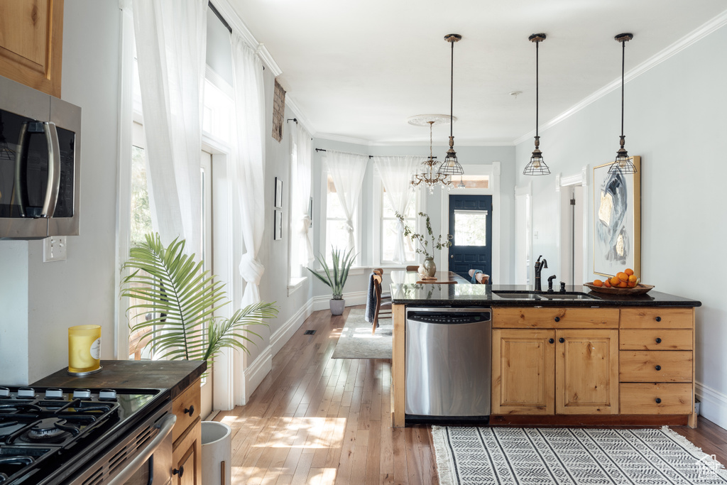 1763 S 400 E Salt Lake City, UT 84115