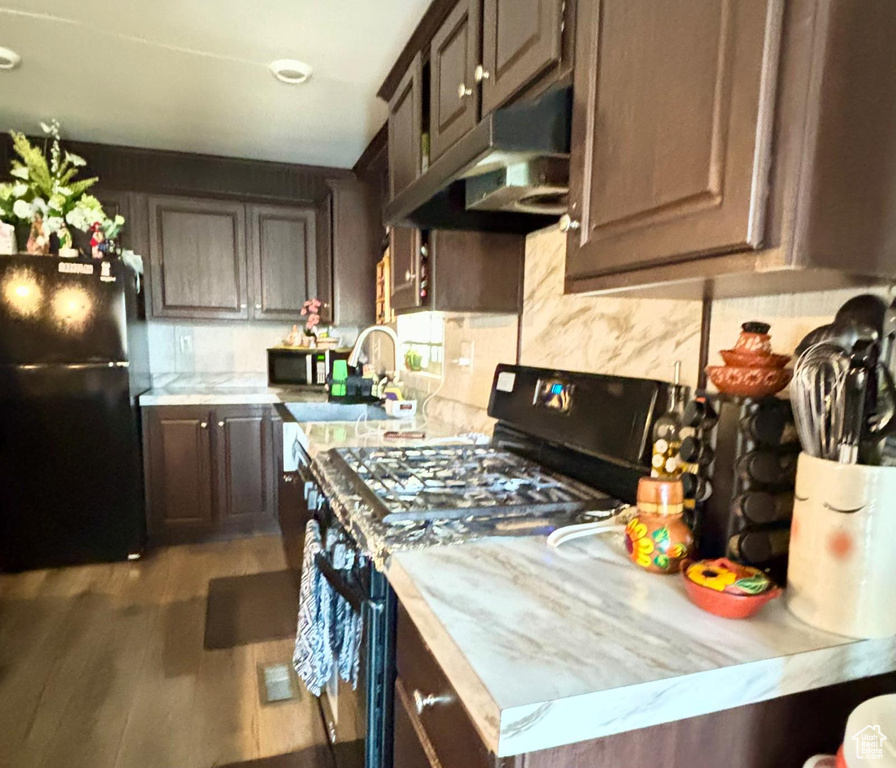 Photo 5 for MLS #2107971 at 197 Darlington