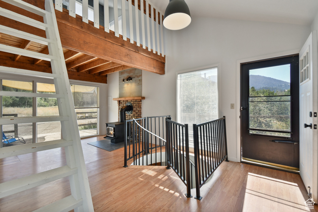 Photo 3 for MLS #2107975 at 4553 Balsam Dr