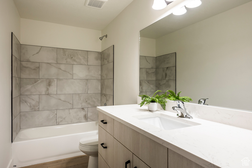 65 S 940 E Santaquin, UT 84655