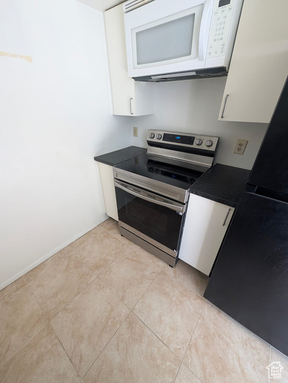 Photo 10 for MLS #2107991 at 3201 S Hammonton Cir