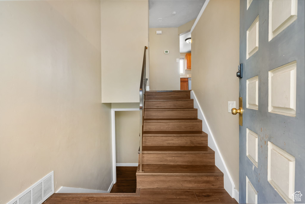 Photo 5 for MLS #2107992 at 6622 S Georgia Dr