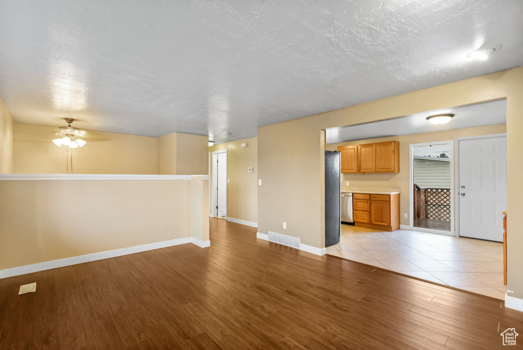 Photo 6 for MLS #2107992 at 6622 S Georgia Dr