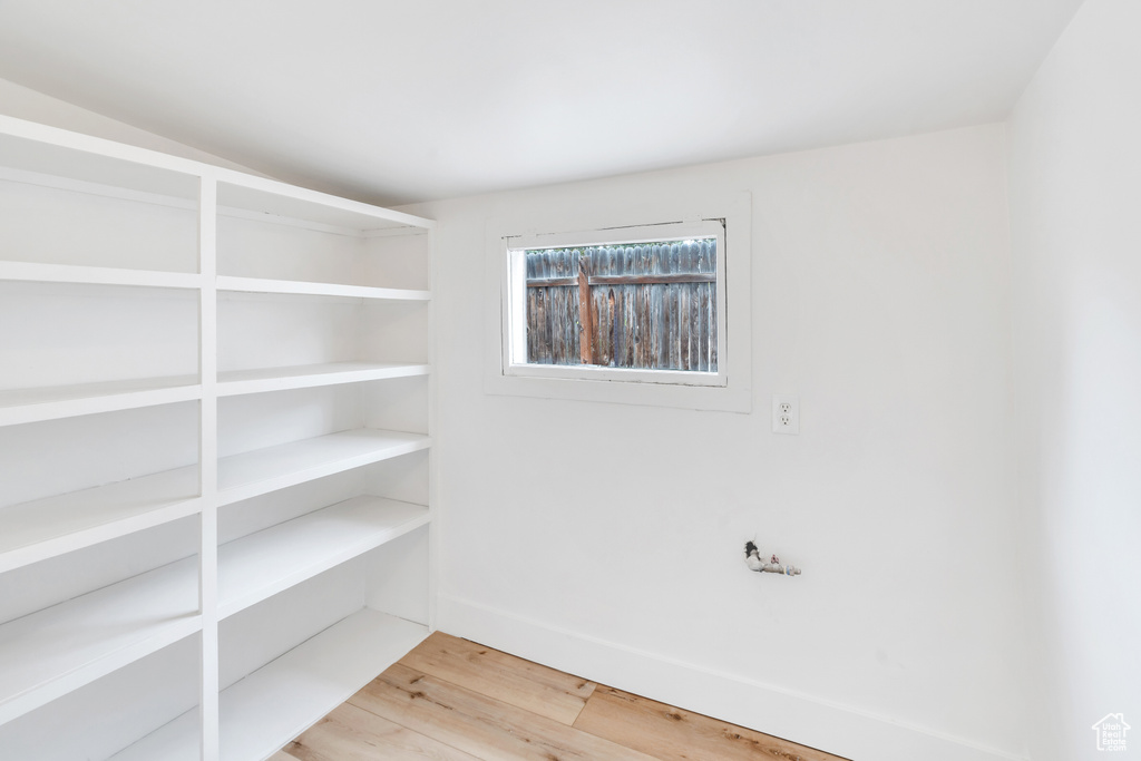 Photo 10 for MLS #2107993 at 653 E Hollywood Ave