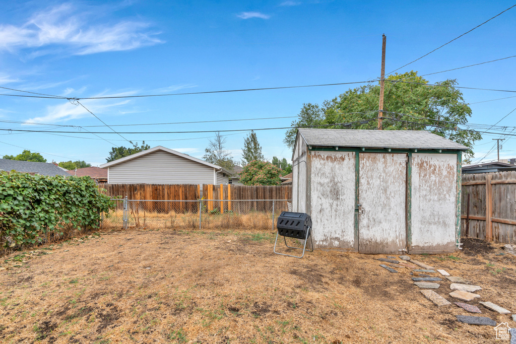 Photo 21 for MLS #2107993 at 653 E Hollywood Ave