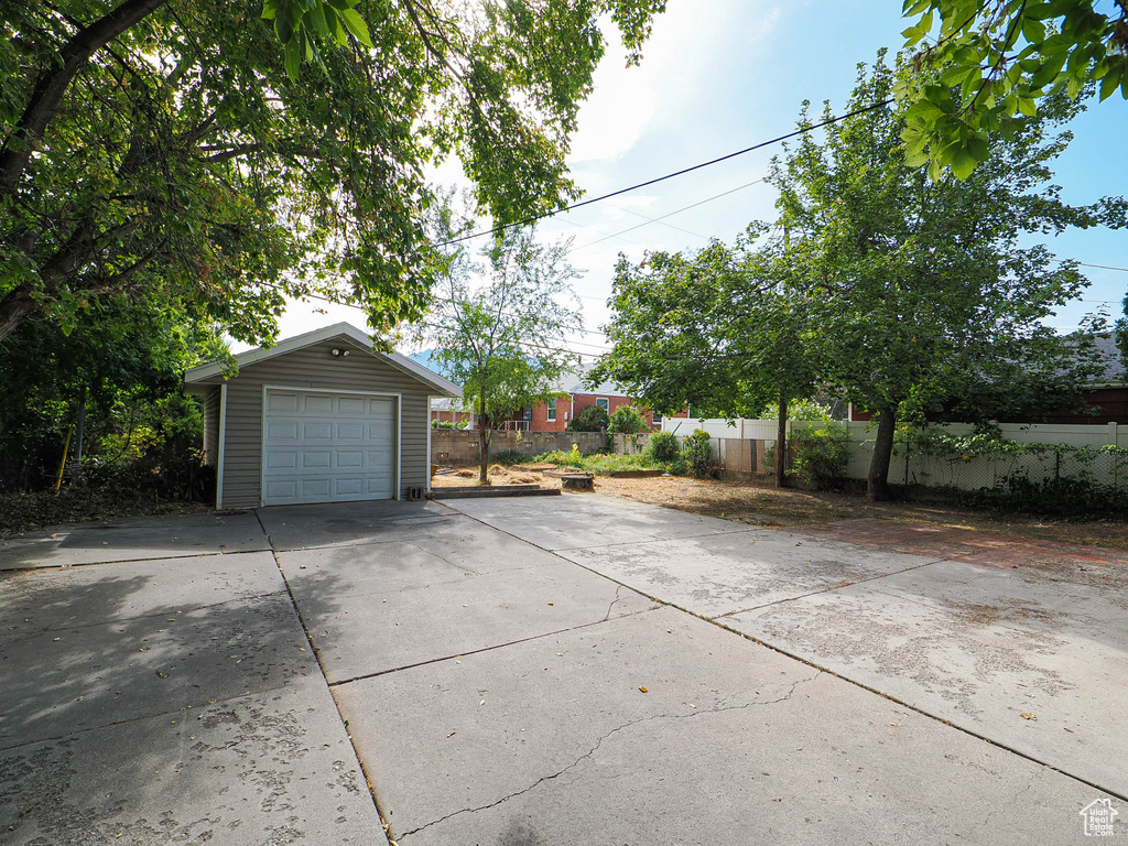 Photo 10 for MLS #2108010 at 3379 S 900 East