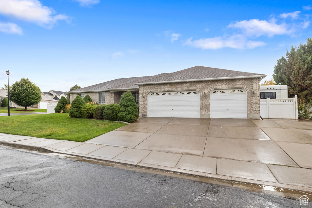 Photo 6 for MLS #2108018 at 5235 W Rancho Vista Ln
