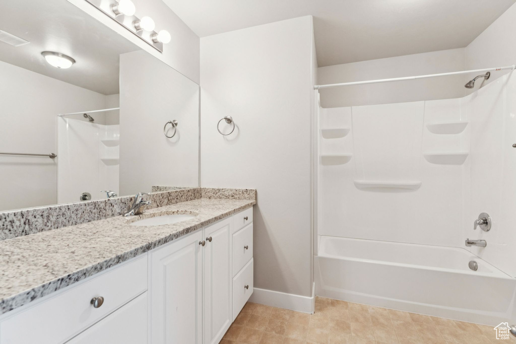 Photo 15 for MLS #2108023 at 573 N 220 East